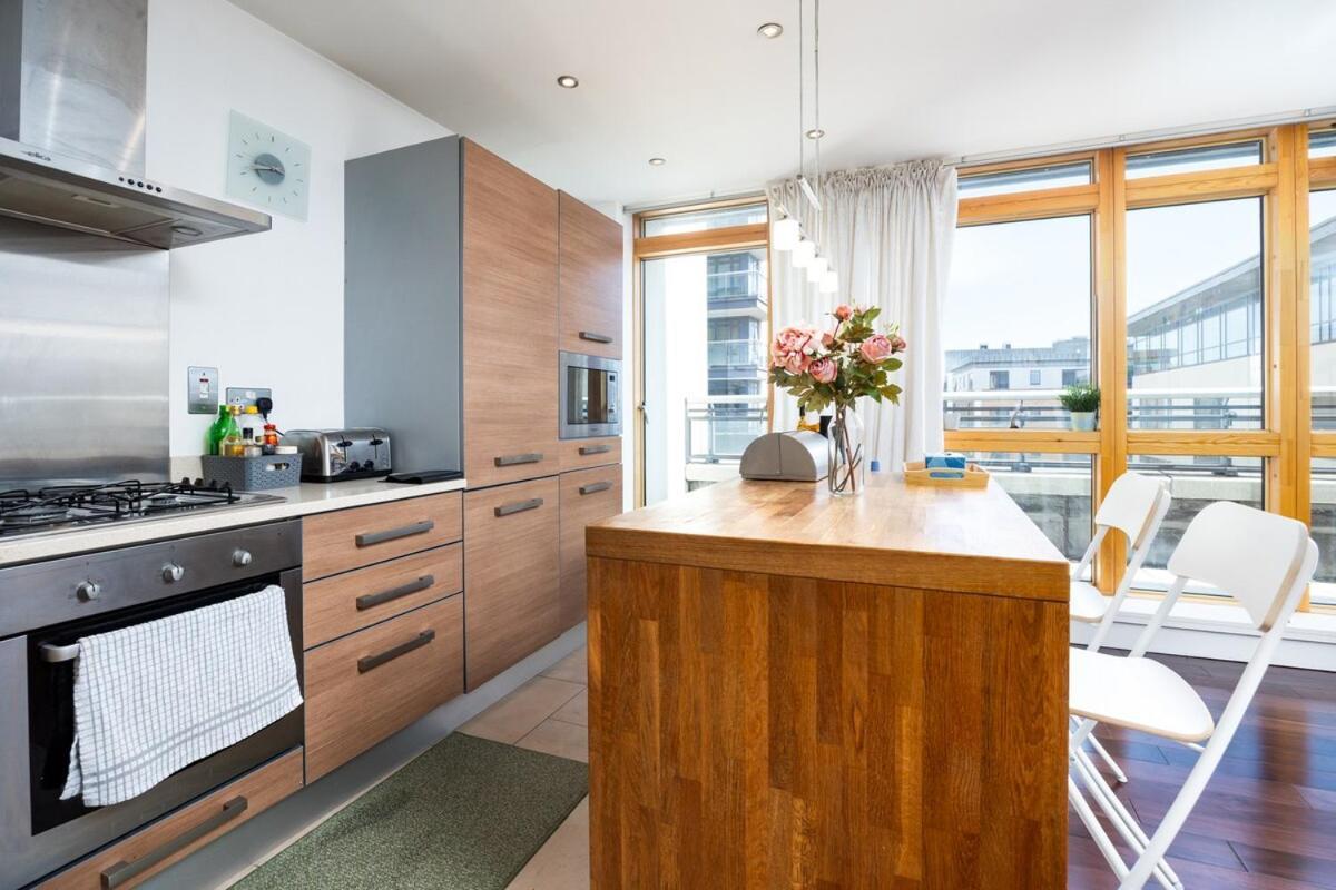 2br Balcony, Plants & Electric Piano Dublin